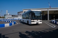 BYDジャパン 中型電気バスJ7の納入開始時期を正式発表