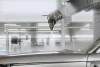 JLRのSVO部門の塗装工程