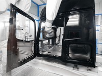 メルセデスベンツがドイツ・ヴェルト工場のトラックキャブ塗装工程を革新的かつ環境に配慮したプロセスへと段階的に移行