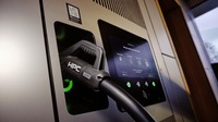 ポルシェがドイツ・ハンブルクに新たな充電ラウンジをオープン
