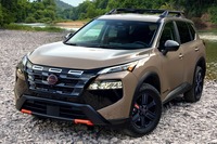 日産ローグ（米国向け）