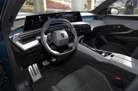 プジョー 3008 新型(本国仕様)