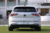 VW ゴルフ eTSIスタイル