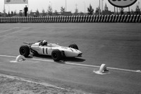 リッチー・ギンサー選手が運転するRA272、1965年メキシコGP