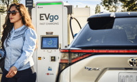 米トヨタが「EVgo」と共同の急速充電ステーションを初稼働