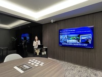 ユーザー調査や専門家へのインタビューを実施し、UX開発などを行う「experience Lab」