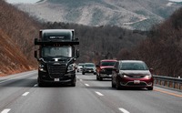 フレートライナー『カスケディア』新型がベースの次世代自動運転トラック