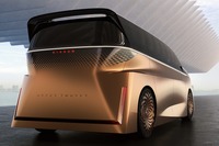 新型エルグランドを示唆するハイパーツアラー・コンセプト(ジャパンモビリティショー2023に出展)