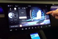 身体を包み込むようなイマーシブなサウンド効果を自在に変更できる