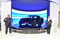プロドゥア初のEVのプロトタイプのカットモデル(マレーシアモーターショー2025)