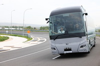 MANのEV長距離バス『Lion`s Coach E』のプロトタイプ