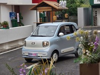 第一汽車の「奔騰(ホントウ)」ブランドのマイクロEV『小馬』
