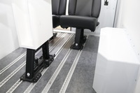 日野自動車の「デュトロZ EVモバイルオフィス」