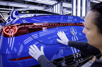 新型『CLA』を生産するメルセデスベンツのドイツ・ラシュタット工場