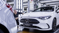 新型『CLA』を生産するメルセデスベンツのドイツ・ラシュタット工場