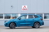 BMWグループが独レーゲンスブルク工場に新車の完全自動運転システム(AFW)を導入