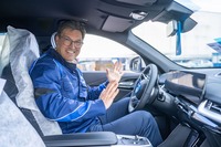 BMWグループが独レーゲンスブルク工場に新車の完全自動運転システム(AFW)を導入