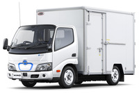 日野『DUTRO Z EV』
