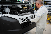 ステランティスの新型電動商用車「カーゴボックス」を生産するイタリア・アテッサ工場