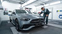 メルセデス・ベンツがBASFの自動車補修用塗料のプレミアムブランドGlasuritとR-Mとのグローバルパートナー契約を更新