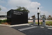 メルセデスベンツとパワーエックス、高出力EV充電ネットワークの第一号拠点を千葉公園に開設