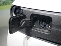 ホンダ N-ONE e: