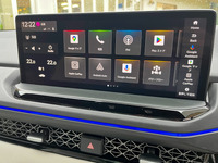 使い慣れたアプリをGoogleプレイで選び、車にインストールすることができる