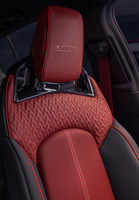 キャデラック『CT5-Vブラックウィング』のカスタマイズプログラム「Curated by Cadillac」