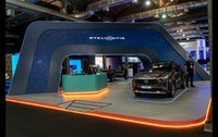 ステランティスが最新バイオハイブリッド技術をフィアット『パルス・ハイブリッド』に搭載して初公開