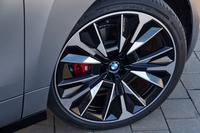 BMW『iX』がハンコックのEV専用タイヤ「iON」シリーズ純正採用