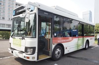 いすゞは2024年10月より藤沢工場の2台、栃木工場の1台の通勤バスをHVO51％で運用中
