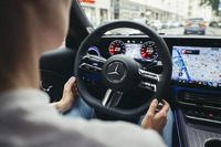 メルセデスベンツが最新自動運転システムを公道で実演（IAAモビリティ2025）