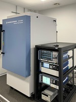 車載レーダー用小型OTAチャンバーと、レーダーターゲットシミュレータや信号発生器、スペクトラム・アナライザの組み合わせ