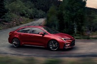 トヨタ・カローラHEV（北米向け）現行