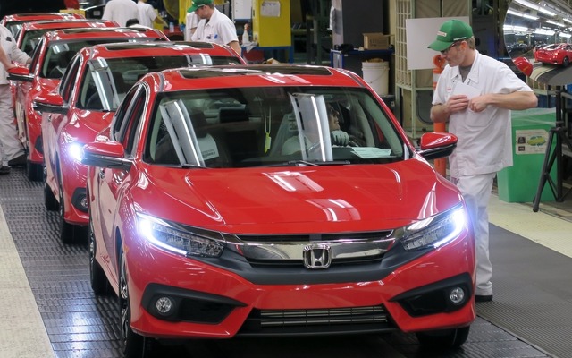 カナダのHCMで量産が開始された新型 ホンダ シビック セダン
