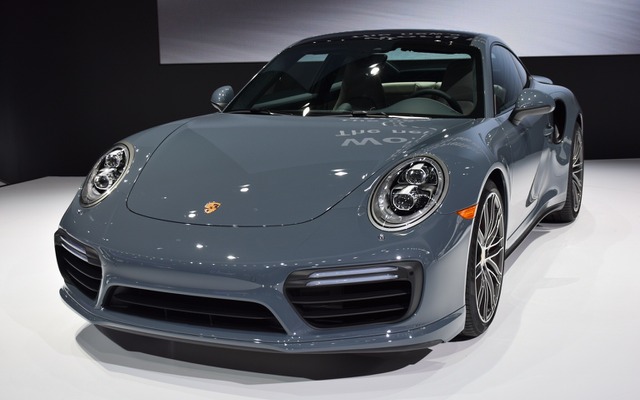 ポルシェ 911ターボ（デトロイトモーターショー16）
