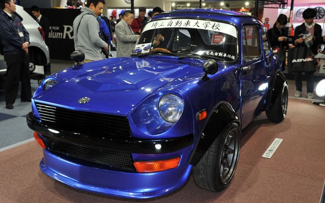 埼玉自動車大学校 でんどう虫Z（東京オートサロン16）