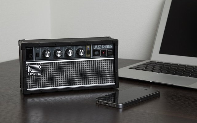 ギターアンプ型Bluetoothスピーカー「JC-01」発売、”ジャズ・コーラス”のデザインがモチーフ