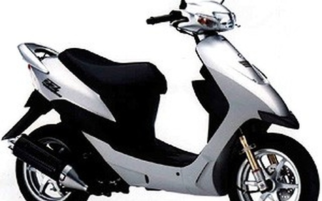 スズキのスクーター2車種、夏に向けた爽やかな新色