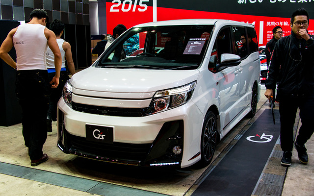 トヨタ ノアG'sコンセプト（東京オートサロン16）