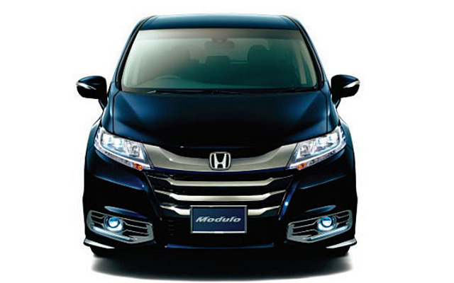 ホンダ オデッセイ HYBRID フロントスタイリング