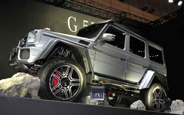 メルセデスベンツ G550 4x4 2（東京オートサロン16）