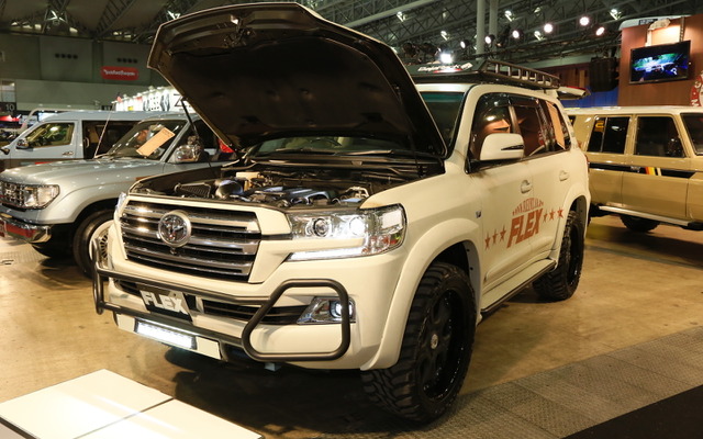 FLEX ランドクルーザー200hp（東京オートサロン16）