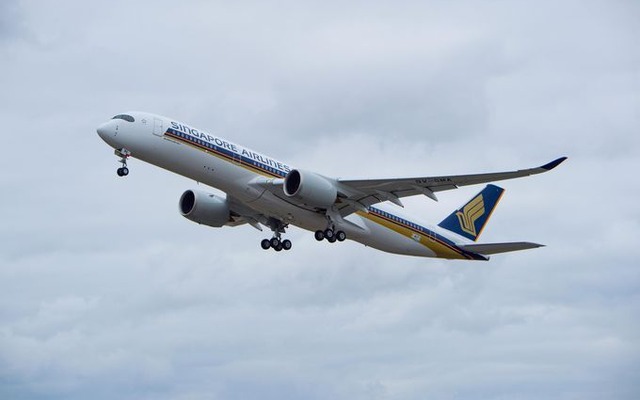 シンガポール航空のA350XWB初号機、初飛行に成功