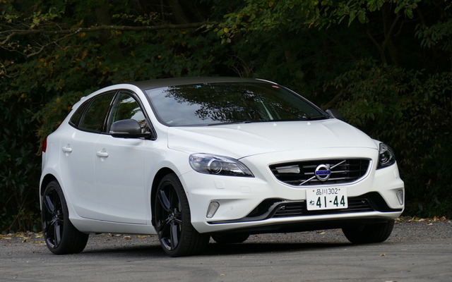 ボルボ V40 T5 R-デザイン カーボンエディション
