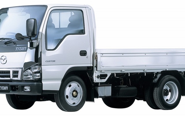 マツダ タイタン（2004年）