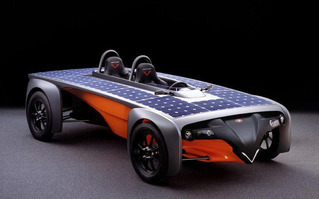 太陽電池を搭載したベンチュリ『アストロラブ』