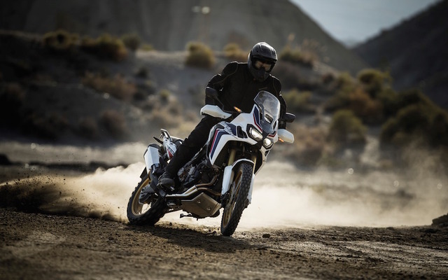 オン/オフ性能を高次元で両立したCRF1000L Africa Twin