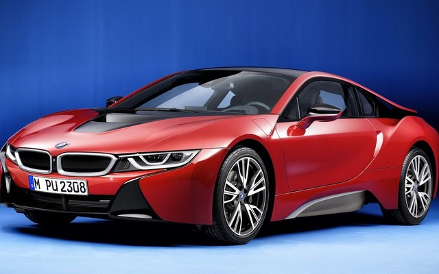 BMW i8 プロトニックレッドエディション