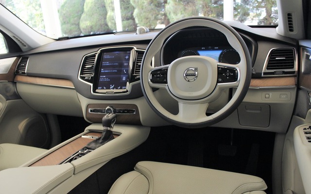 ボルボ XC90